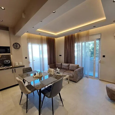 St Paul 25 Urban Apts بلدة كوس