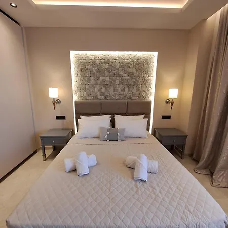 St Paul 25 Urban Apts * بلدة كوس