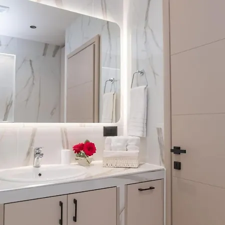 St Paul 25 Urban Apts شقة