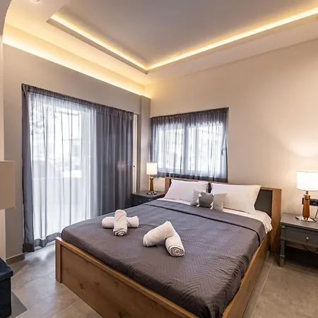 St Paul 25 Urban Apts * بلدة كوس